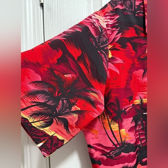 Hawaiian vacation button down Shirt mens L blouse red sunset Hawaii island beach - Picture 10 of 15